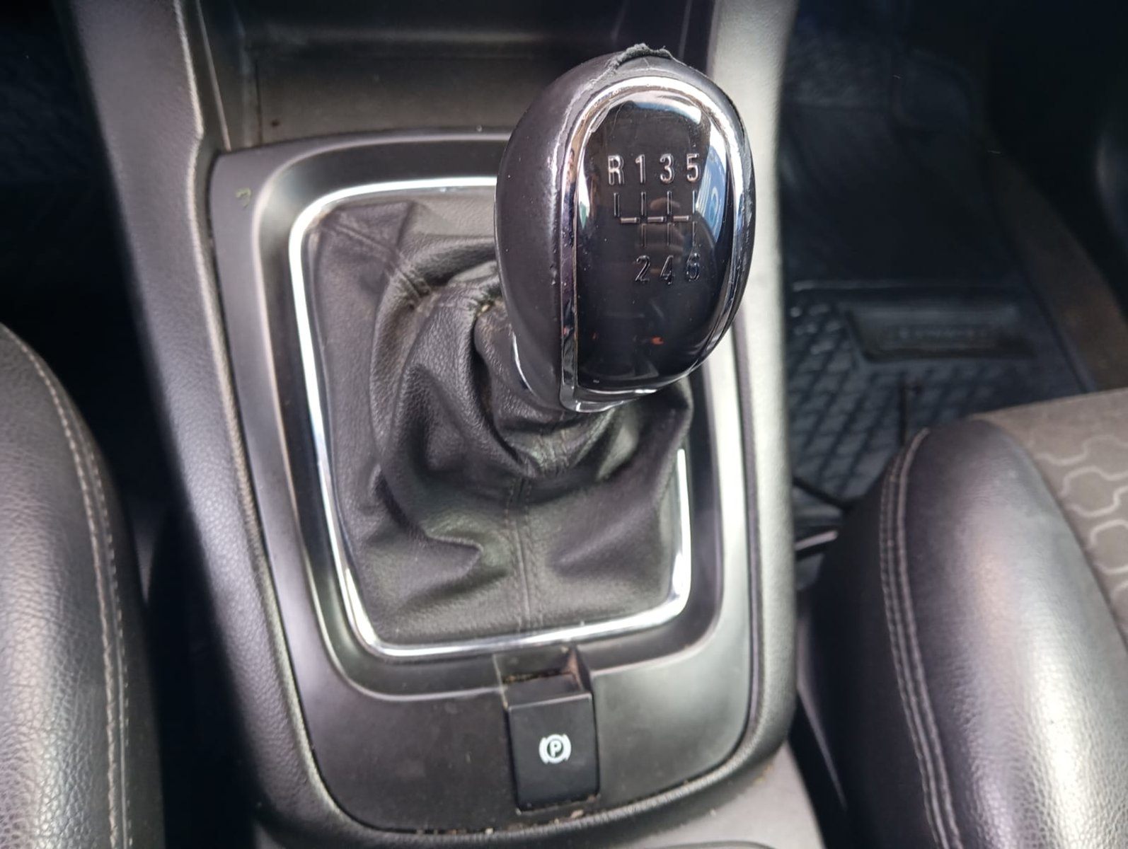 Chevrolet CAPTIVA 5 LT 2.2D AWD 6MT 2018 - Imagen 15 de 15