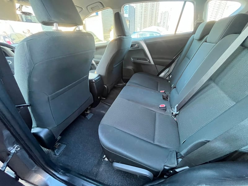 Toyota RAV 4 2.0 AUT 2019 - Imagen 16 de 18