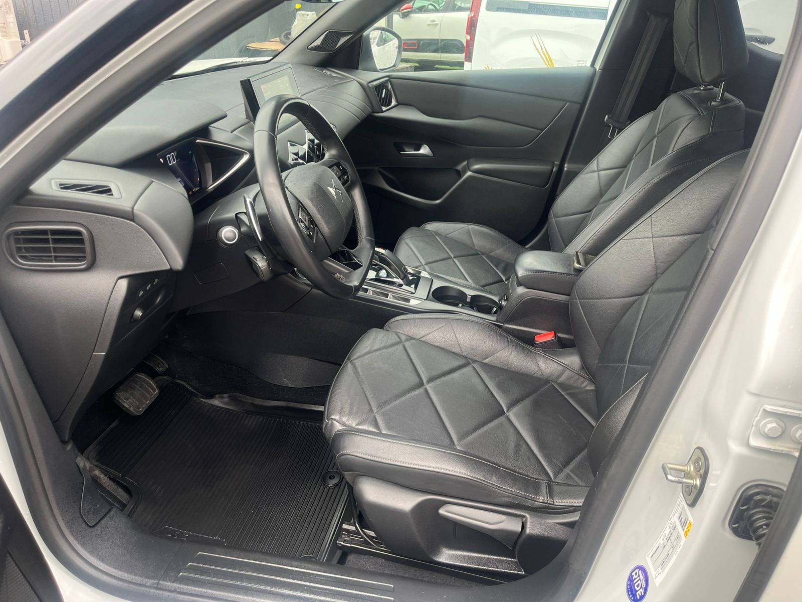 DS Automobiles DS3 CROSSBACK 4X2 1.2 AT 2022 - Imagen 9 de 18