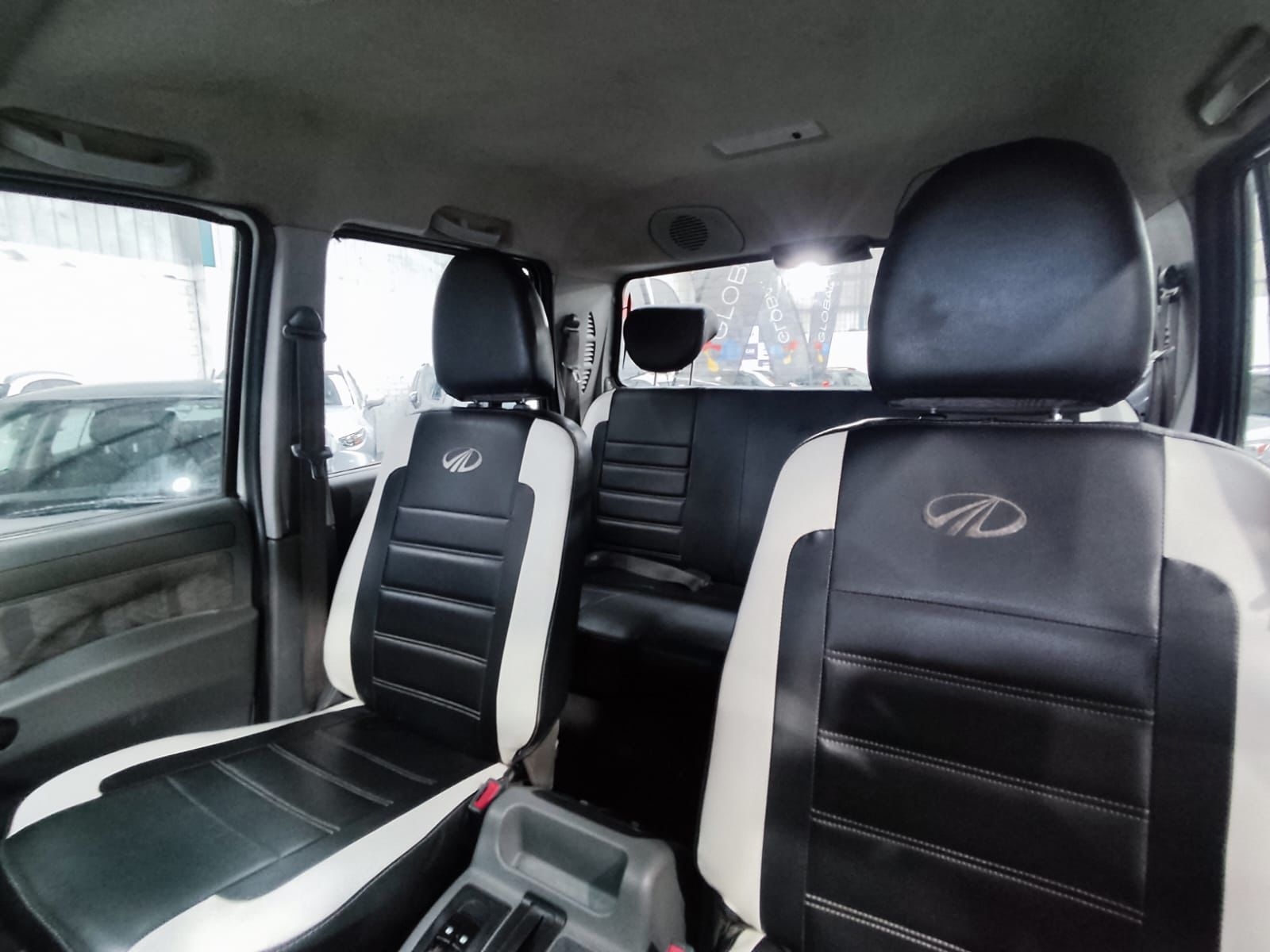 Mahindra NEW PIK UP XL D CAB 2.2 2018 - Imagen 8 de 12