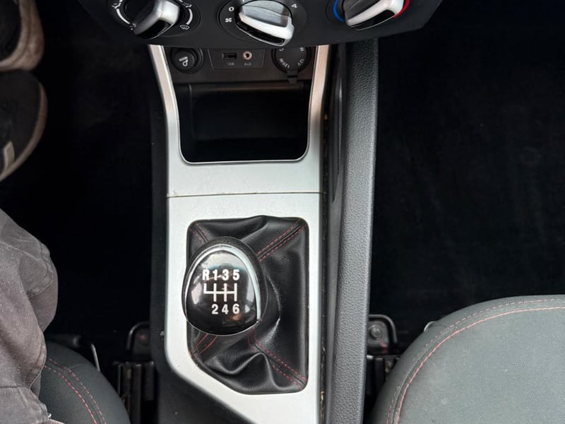 JAC S3 HB 1.6 2022 - Imagen 16 de 19