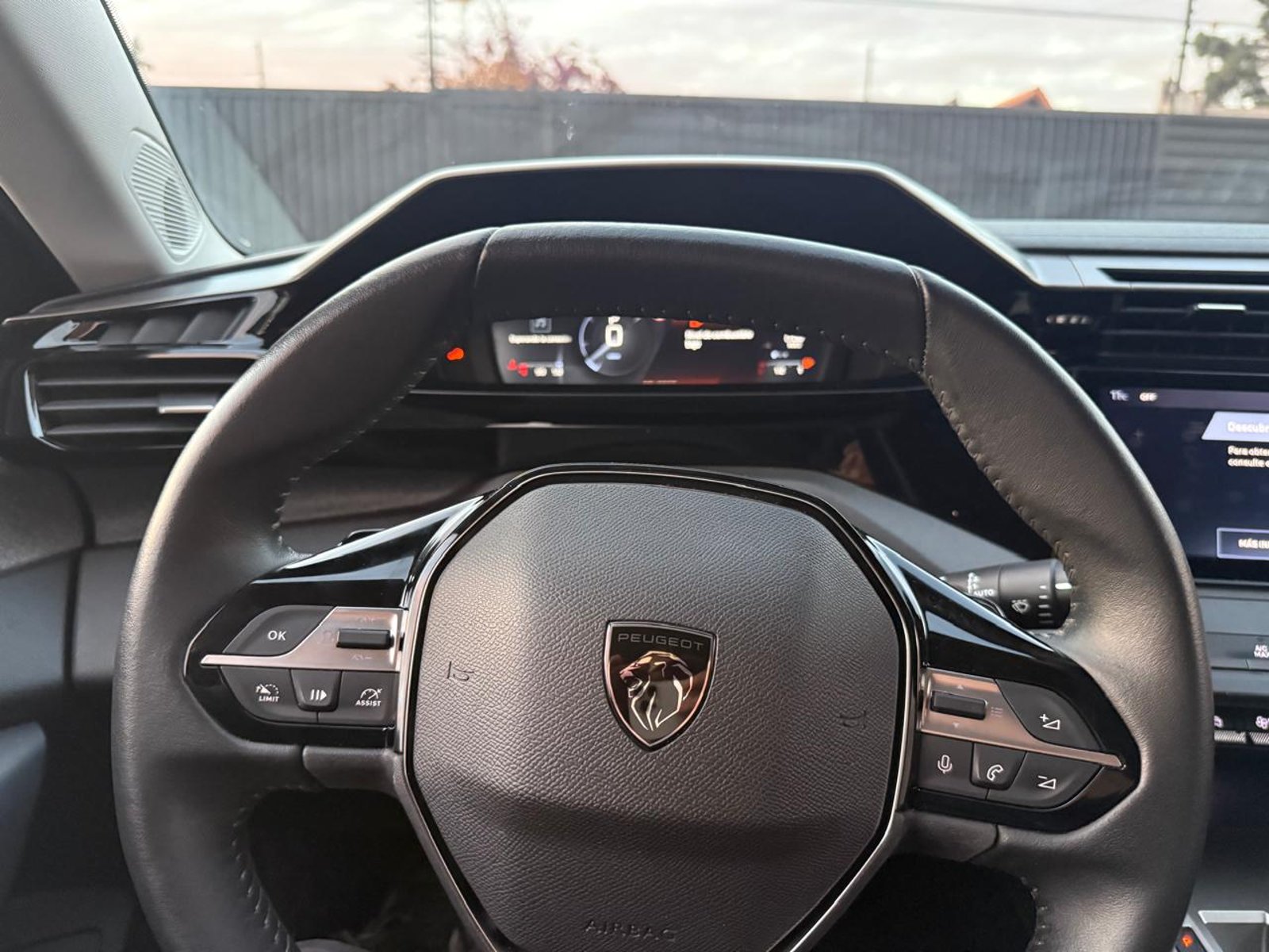 PEUGEOT 308 BLUEHDI 1.5 AUT 2024 - Imagen 14 de 20