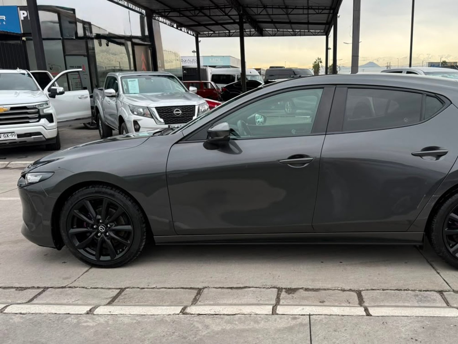 Mazda 3 HATCH BACK 2.0 AUT 2021 - Foto 2 de 20