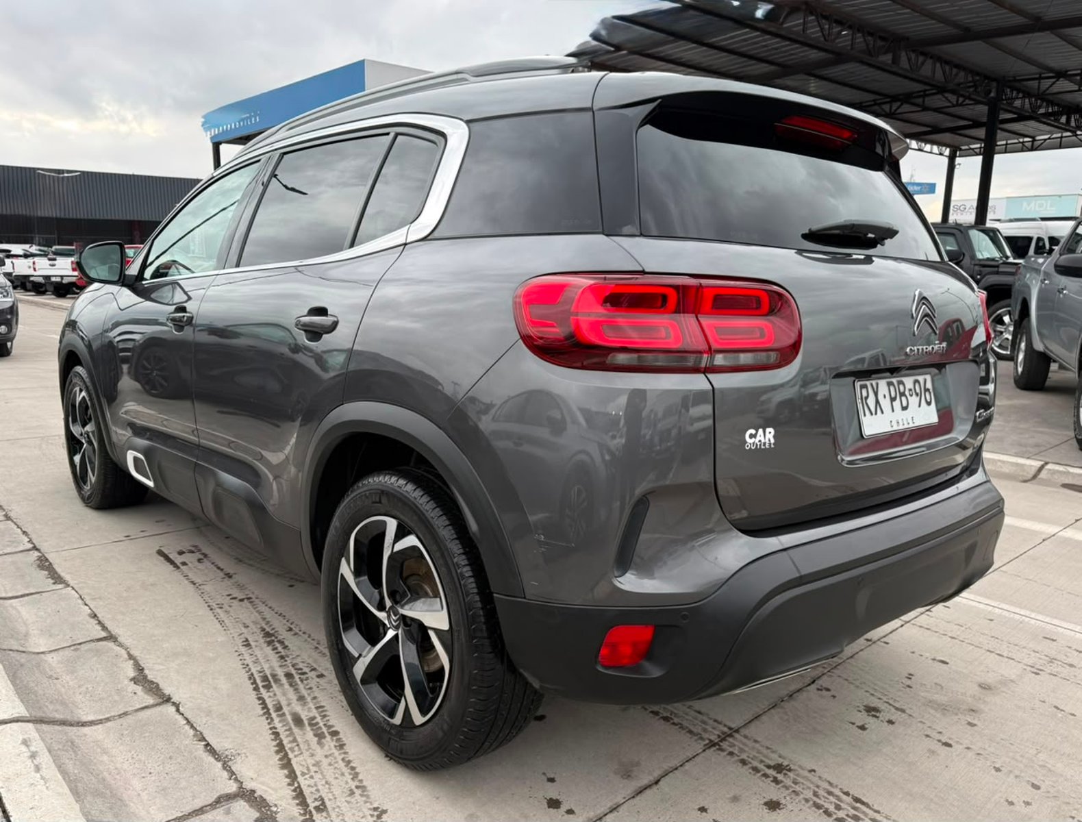 Citroën C5 AIRCROSS HDI 130 CVA6 1.5 AUT 2022 - Imagen 3 de 19