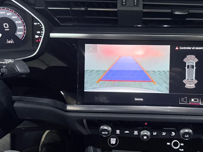 Audi Q3 35 TFSI 1.4 AT 2024 - Imagen 17 de 20