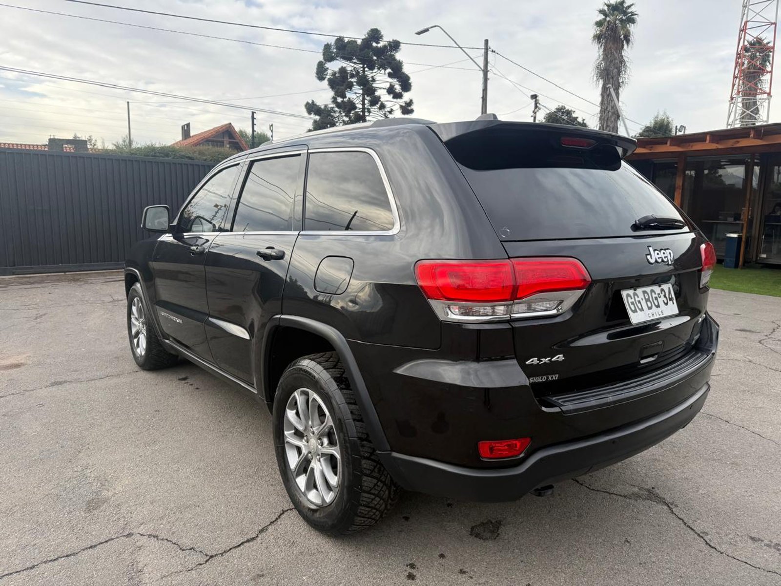 Jeep NEW GRAND CHEROKEE LAREDO 3.6 AUT 2014 - Imagen 3 de 20