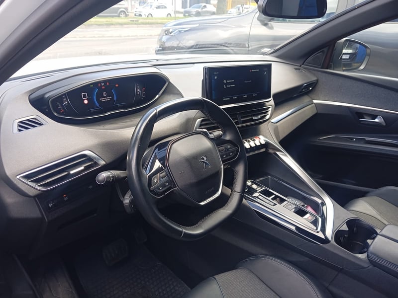 Peugeot 3008 BLUE HDI 130 EAT8 1.5 AUT 2024 - Imagen 7 de 12