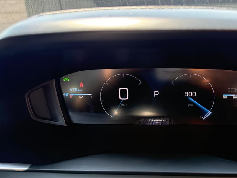 Peugeot 2008 BLUE HDI 130 EAT8 1.5 AUT 2024 - Imagen 15 de 20
