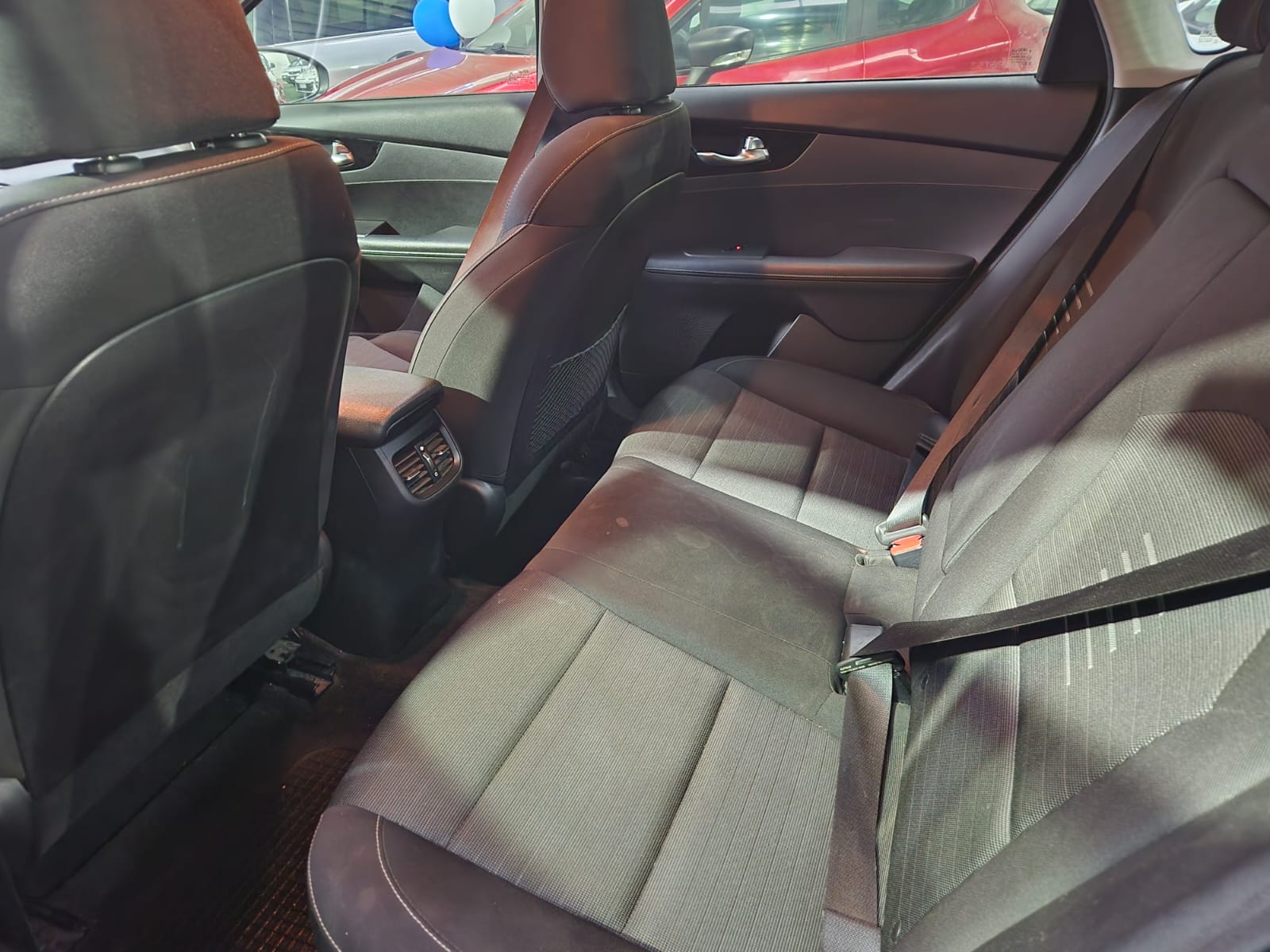 Kia CERATO EX 1.6 2019 - Imagen 11 de 11