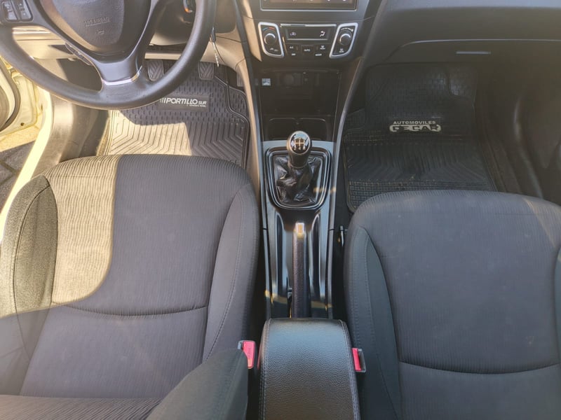 Suzuki CIAZ GL 1.4 2021 - Imagen 9 de 11