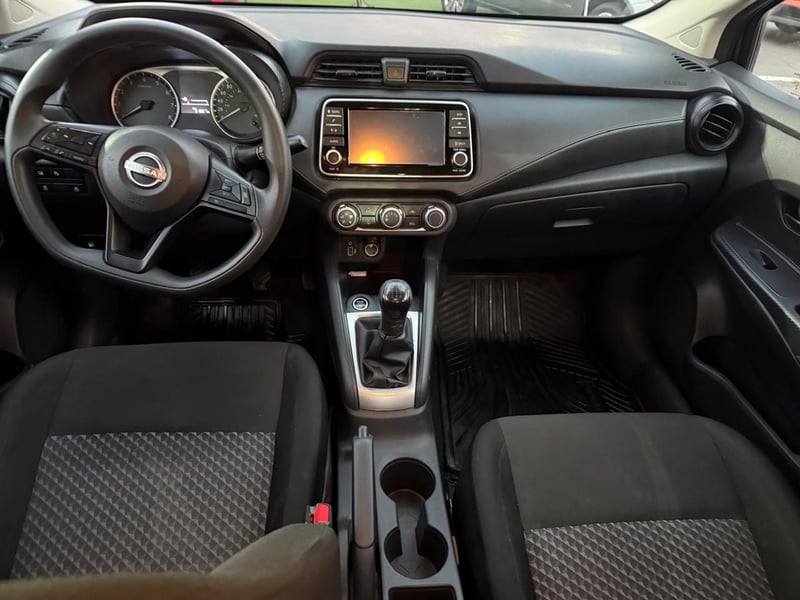 Nissan VERSA SENCE 1.6 2024 - Imagen 12 de 19
