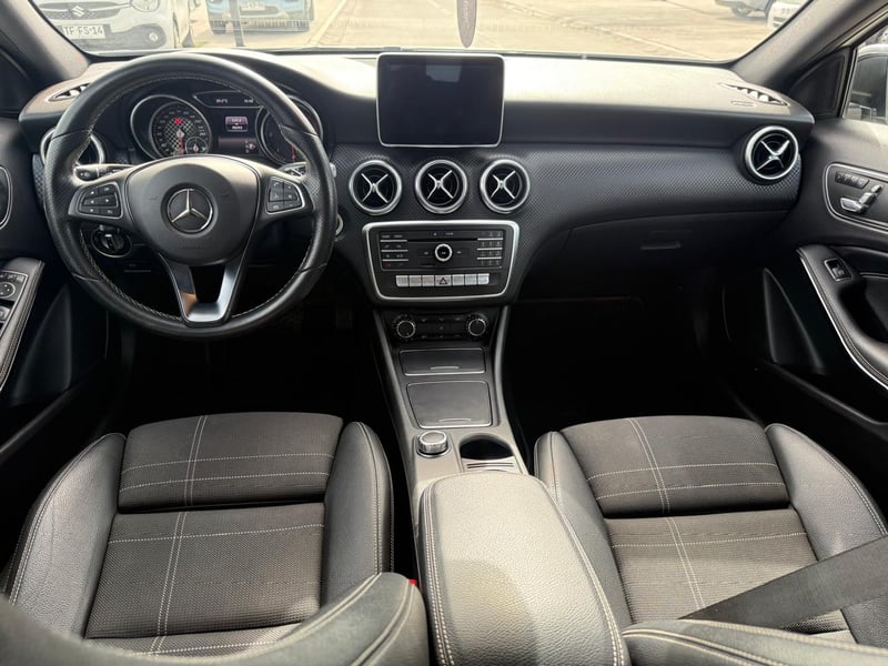 Mercedes-Benz A200 D 2017 - Imagen 12 de 20