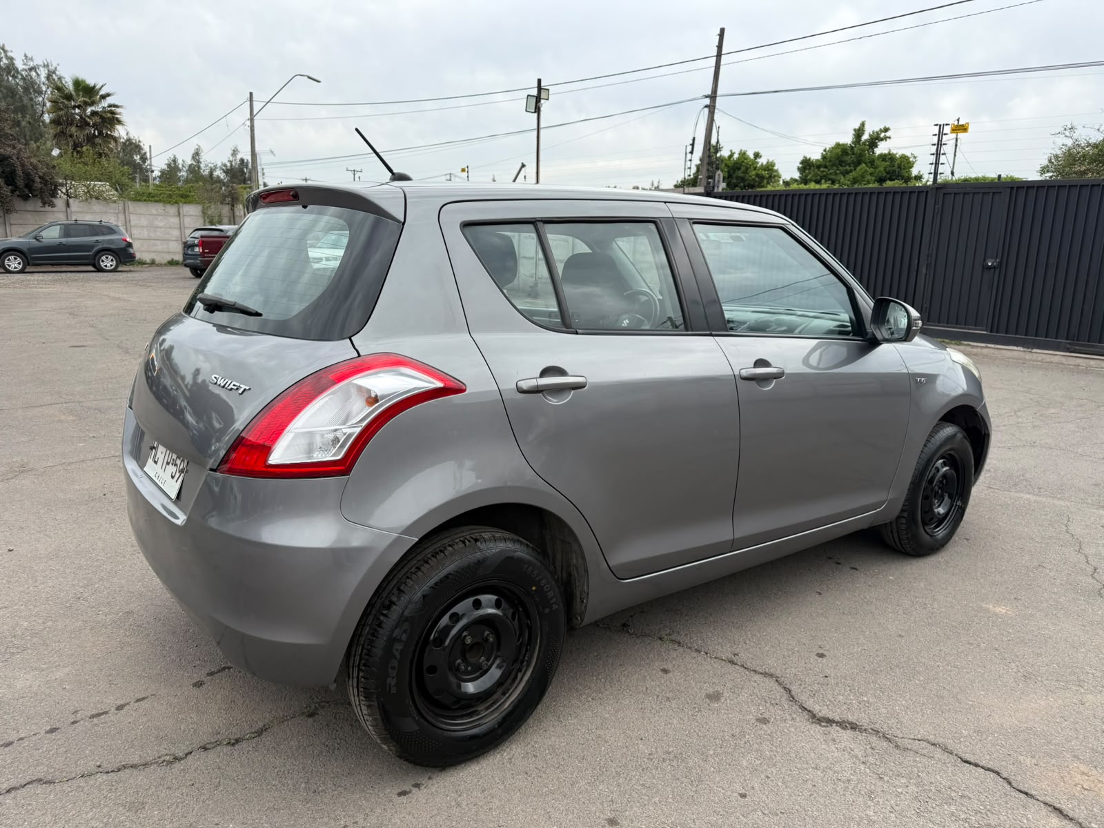 Suzuki SWIFT GL 1.2 2016 - Foto 5 de 20
