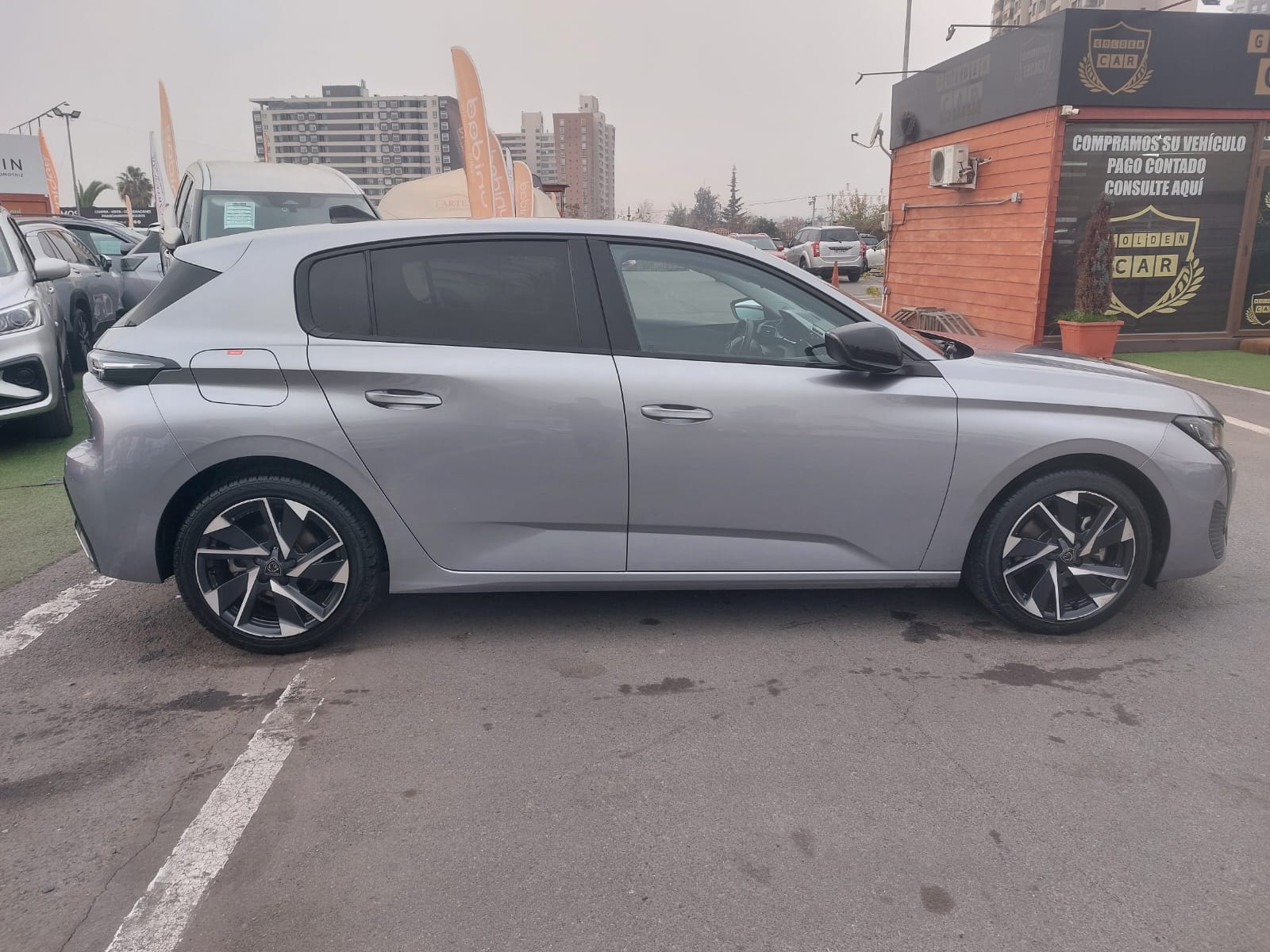 Peugeot 308 BLUEHDI 1.5 AUT 2024 - Imagen 6 de 18