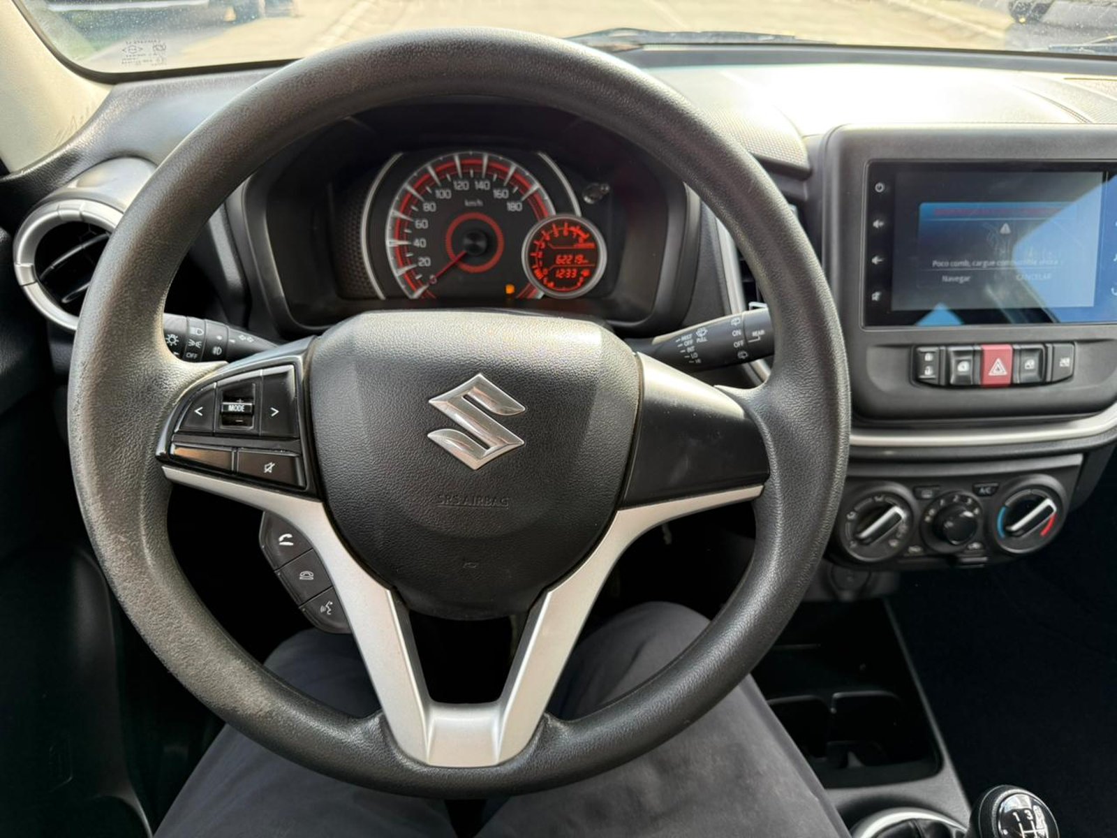 Suzuki CELERIO 1.0 GLX 2024 - Imagen 12 de 17