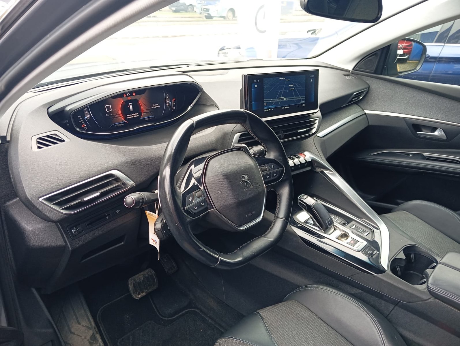 PEUGEOT 5008 ALLURE BLUEHDI 120HP EAT6 2021 - Imagen 9 de 13