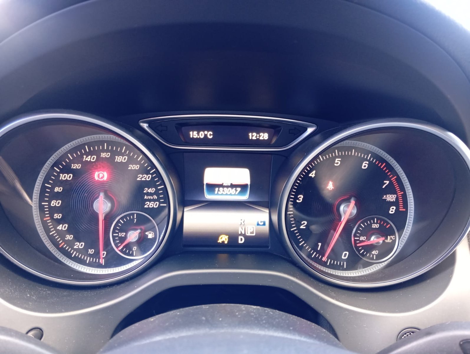 Mercedes-Benz GLA 200 HB 1.6 2020 - Imagen 9 de 14