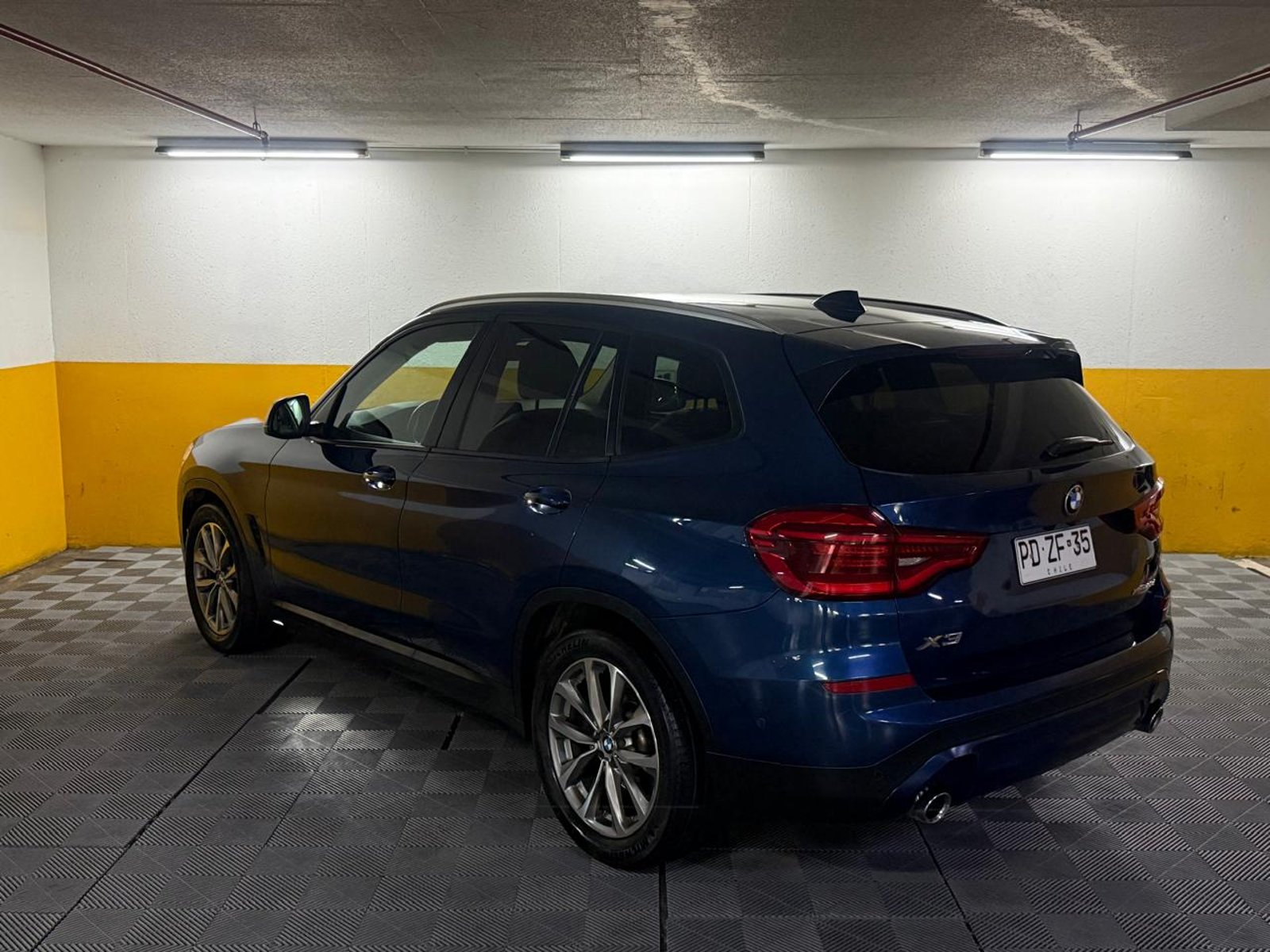 BMW X3 XDRIVE 20 D 2020 - Foto 3 de 20