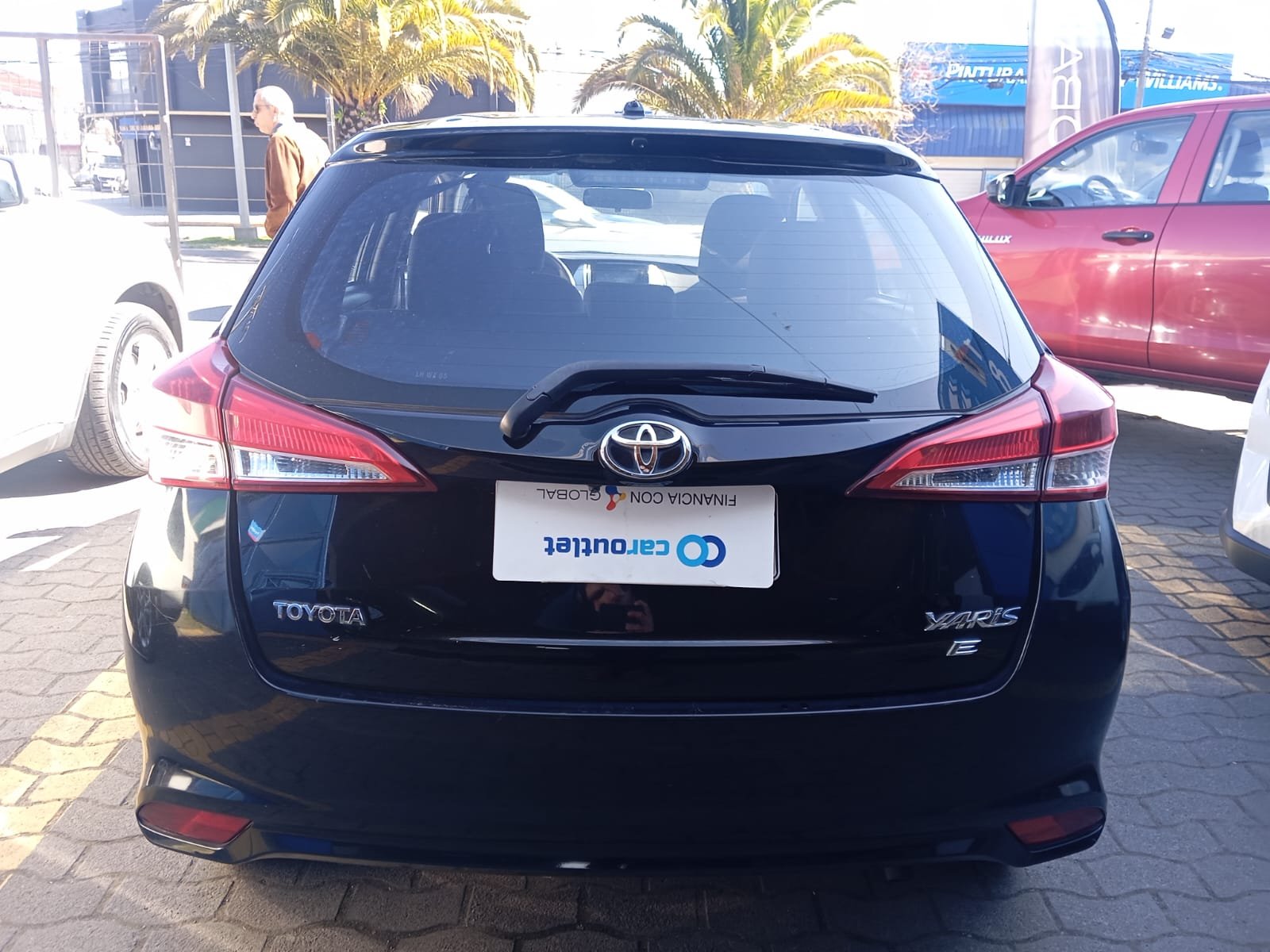 Toyota YARIS GLI 1.5 2019 - Foto 3 de 13