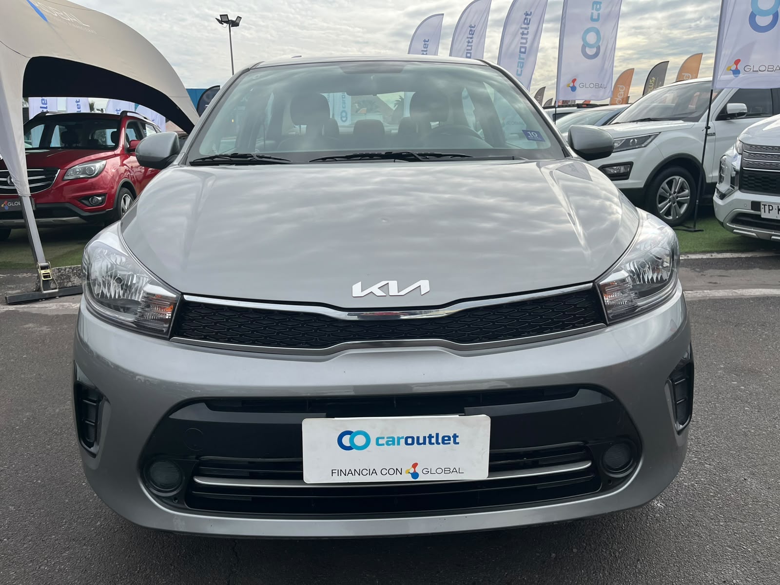 Kia SOLUTO MPI 1.4 2025 - Imagen 8 de 17