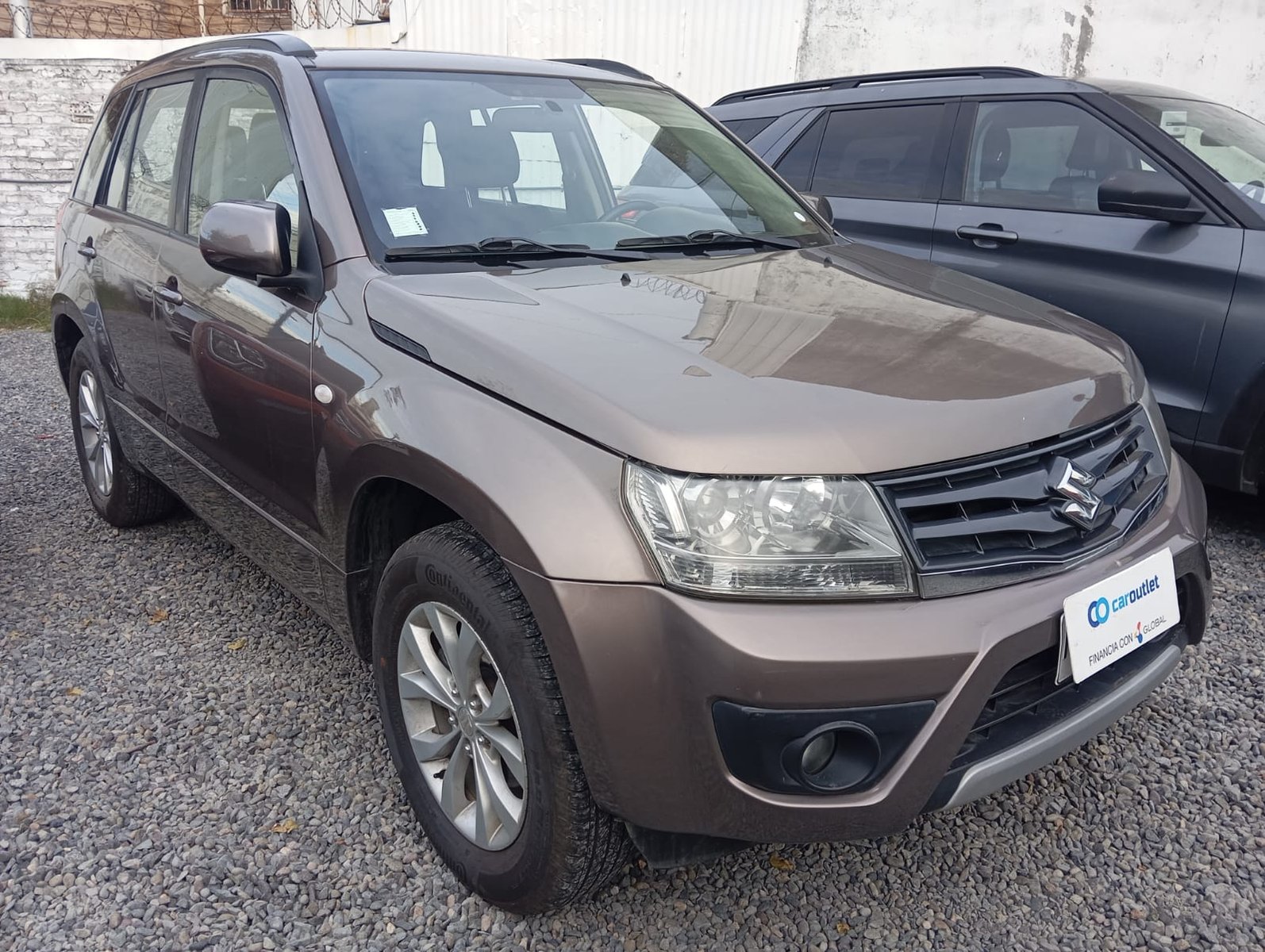 Suzuki GRAND NOMADE GLX 2.4 2019 - Imagen 5 de 11