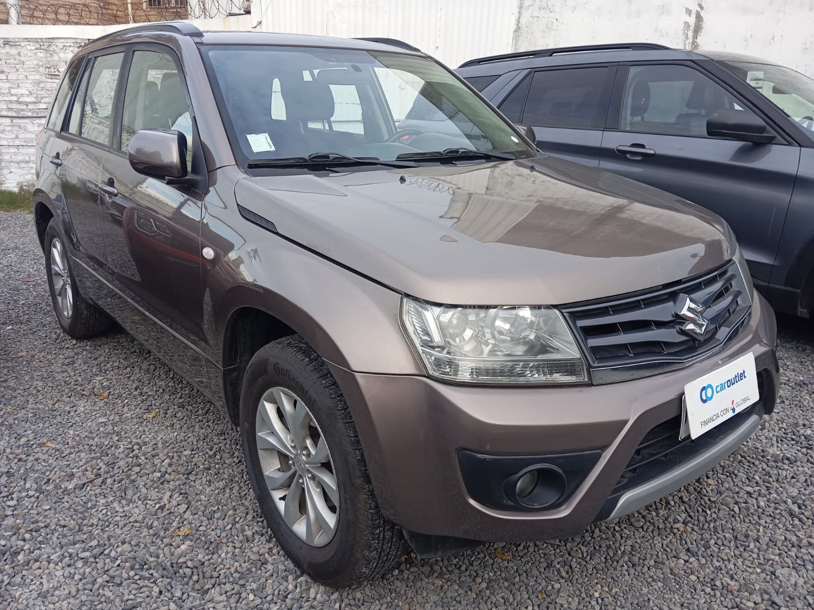 Suzuki GRAND NOMADE GLX 2.4 2019 - Foto 5 de 11