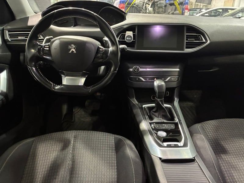 Peugeot 308 BLUEHDI 1.5 AUT 2020 - Imagen 8 de 12