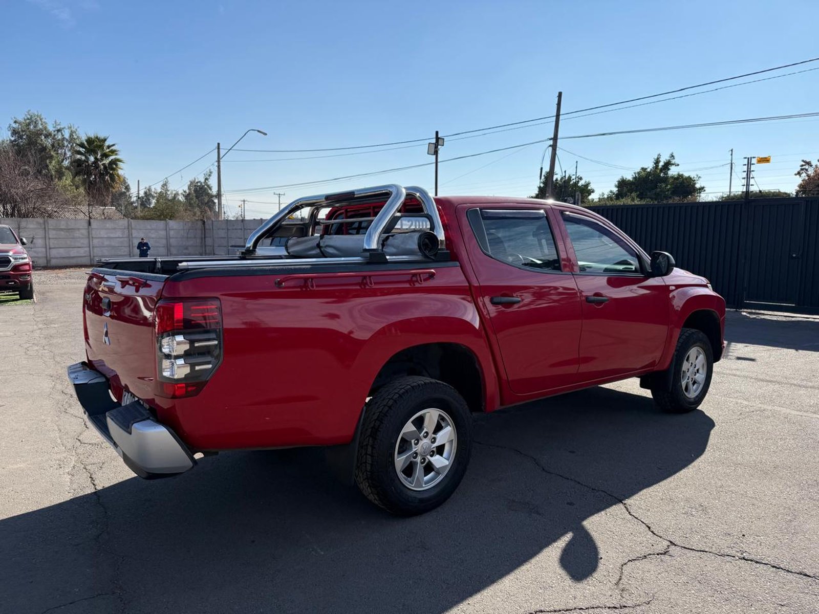 MITSUBISHI L200 KATANA CRM 4X4 2.4 2022 - Foto 5 de 20