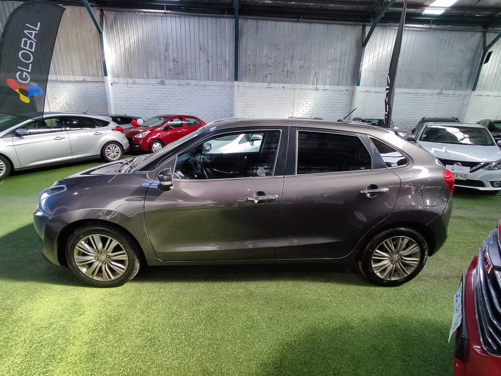 Suzuki BALENO 2018 - Foto 2 de 14