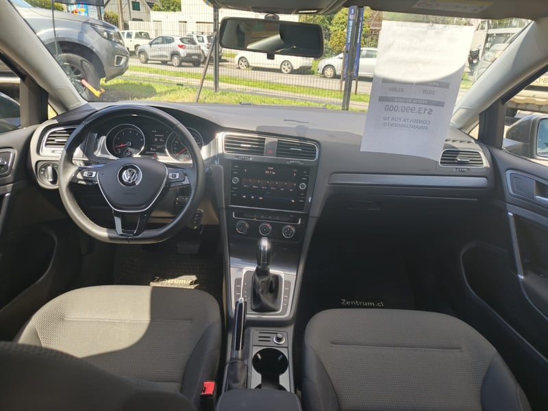 Volkswagen GOLF 1.6 COMFORT 2020 - Imagen 7 de 9