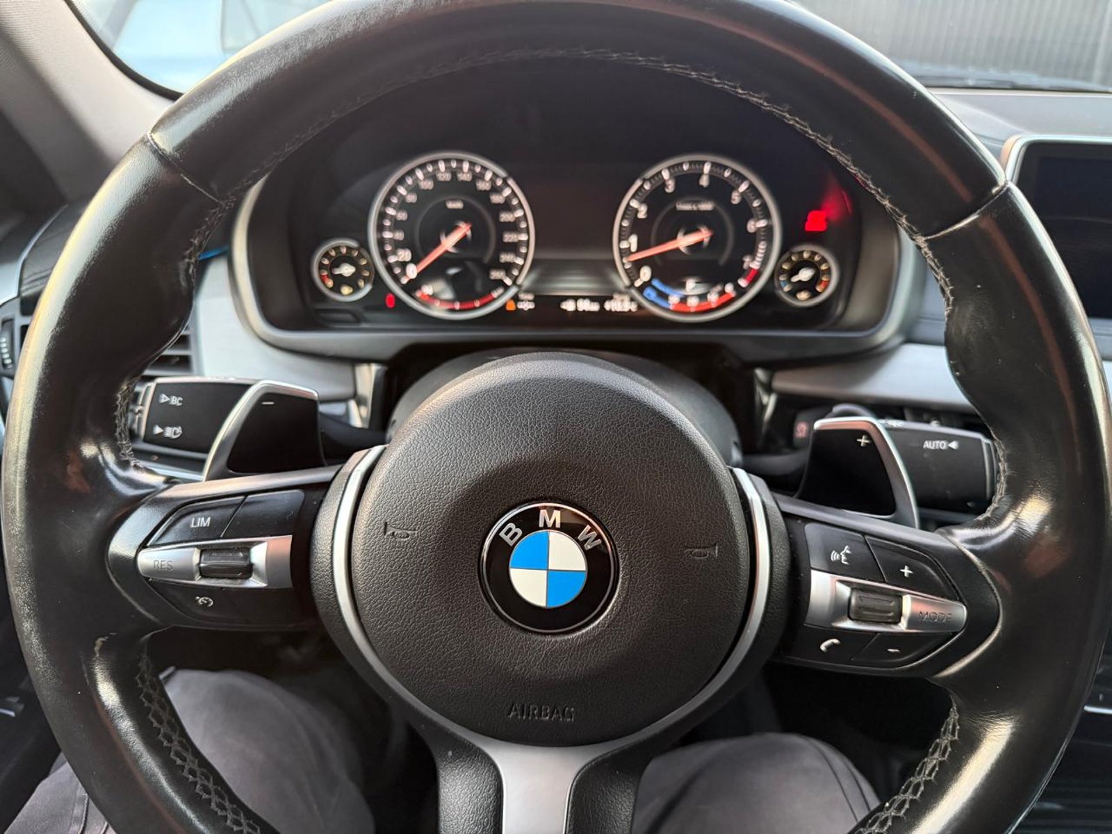 BMW X6 XDRIVE35 I 3.0 AUT 2017 - Imagen 14 de 20
