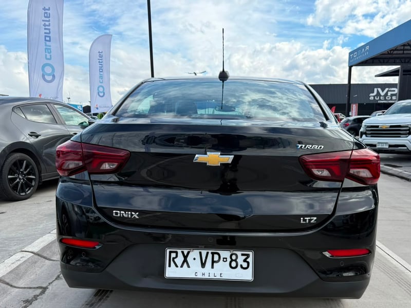 Chevrolet ONIX NB LT 1.0T 2022 - Imagen 4 de 19