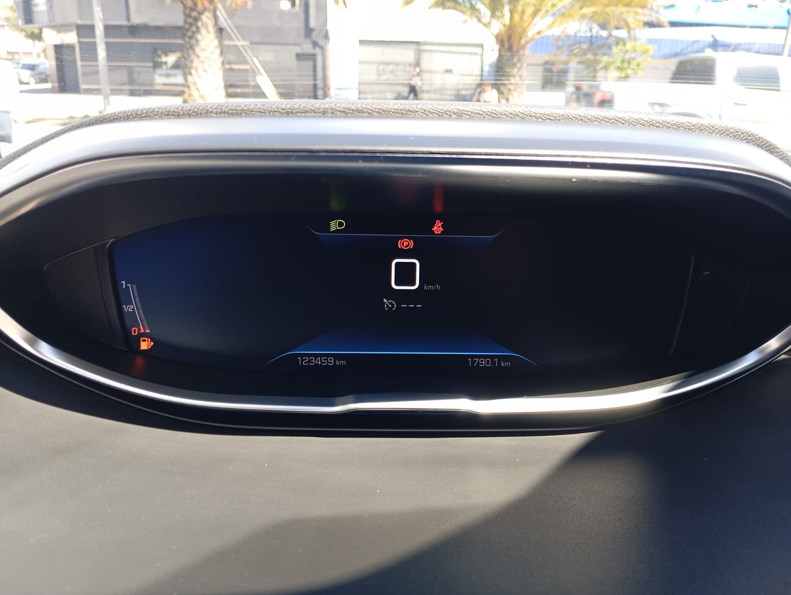 Peugeot 3008 BLUEHDI 1.5 ACTIVE 2022 - Imagen 9 de 13