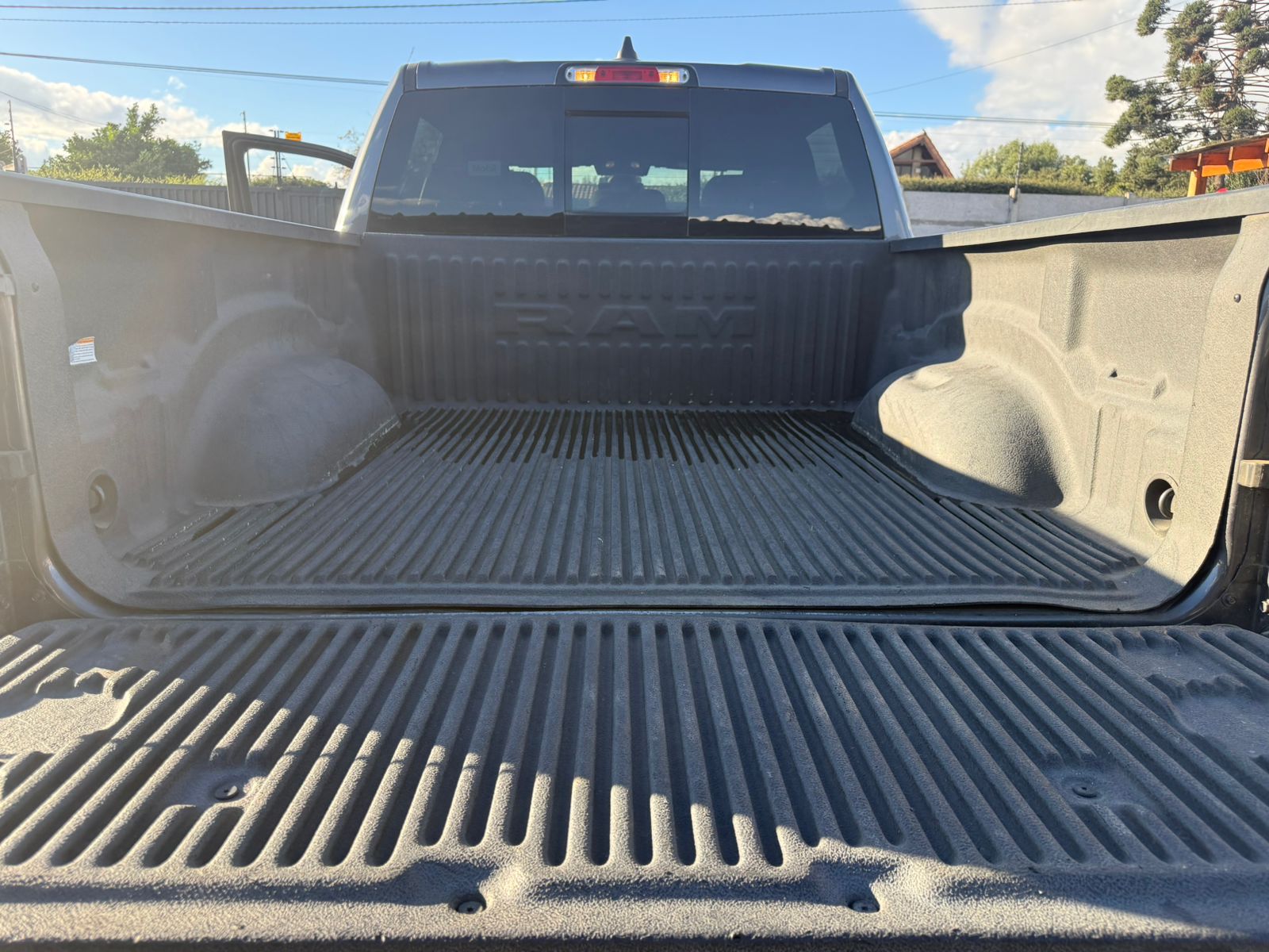 RAM 1500 BIG HORN CREW CAB 4X4 3.6 AUT 2022 - Imagen 18 de 18