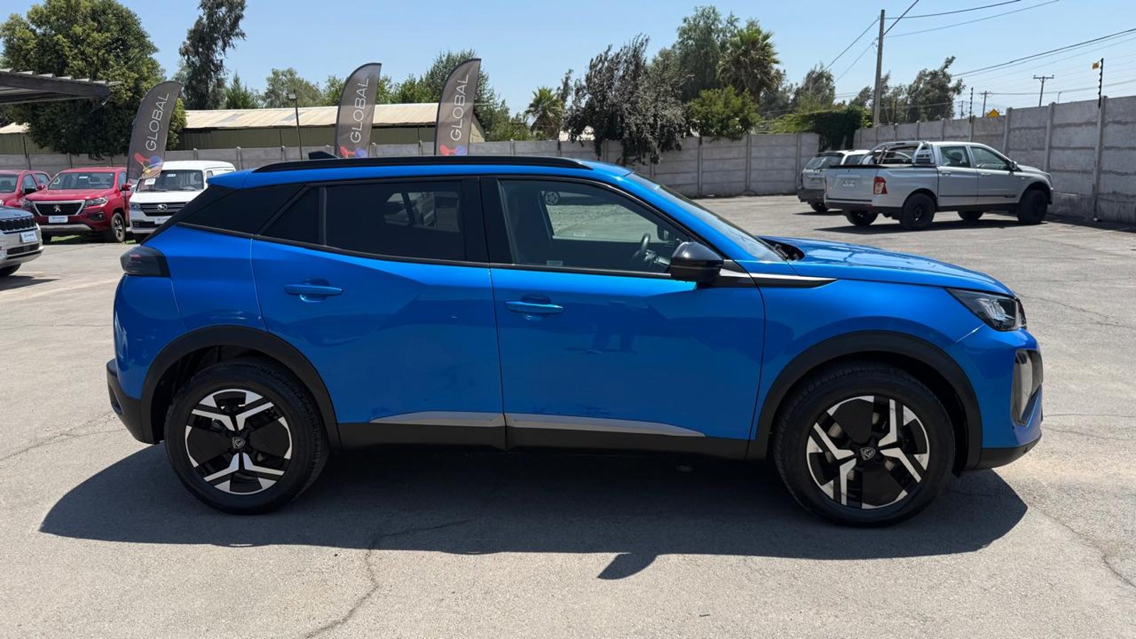 Peugeot 2008 BLUE HDI 130 EAT8 1.5 AUT 2024 - Imagen 6 de 20