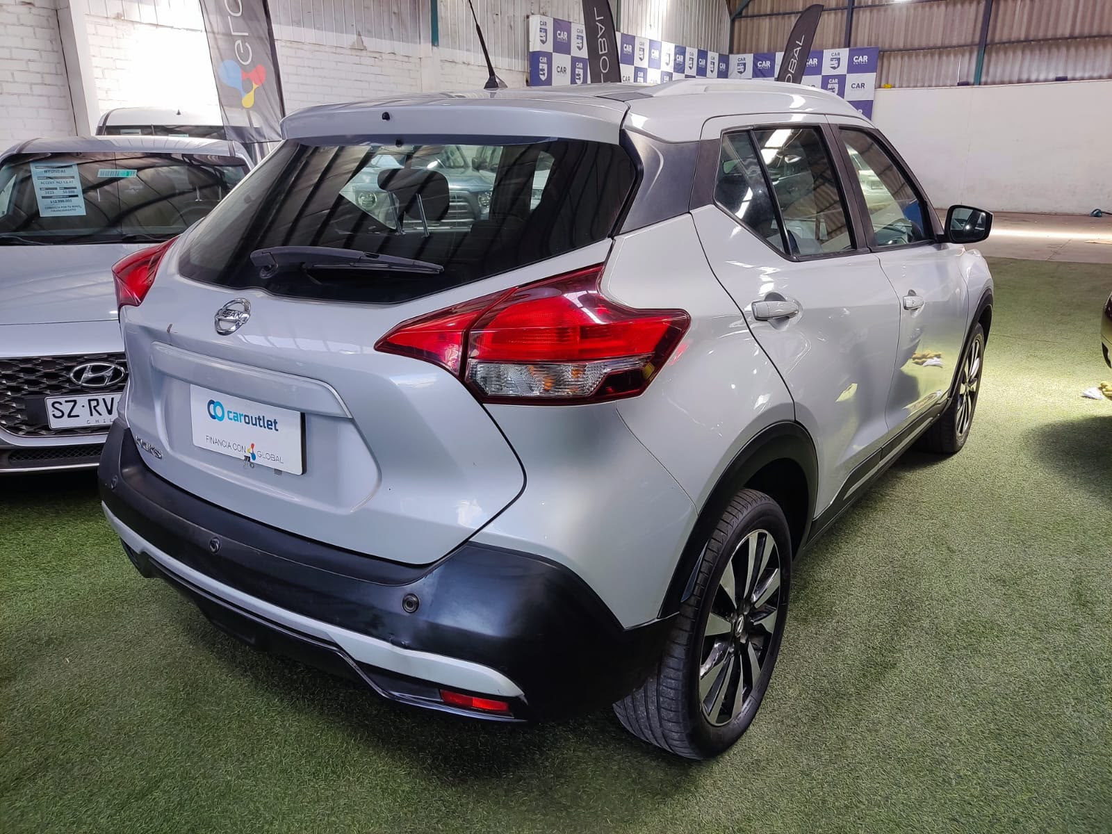 Nissan KICKS 1.6 2018 - Foto 4 de 12