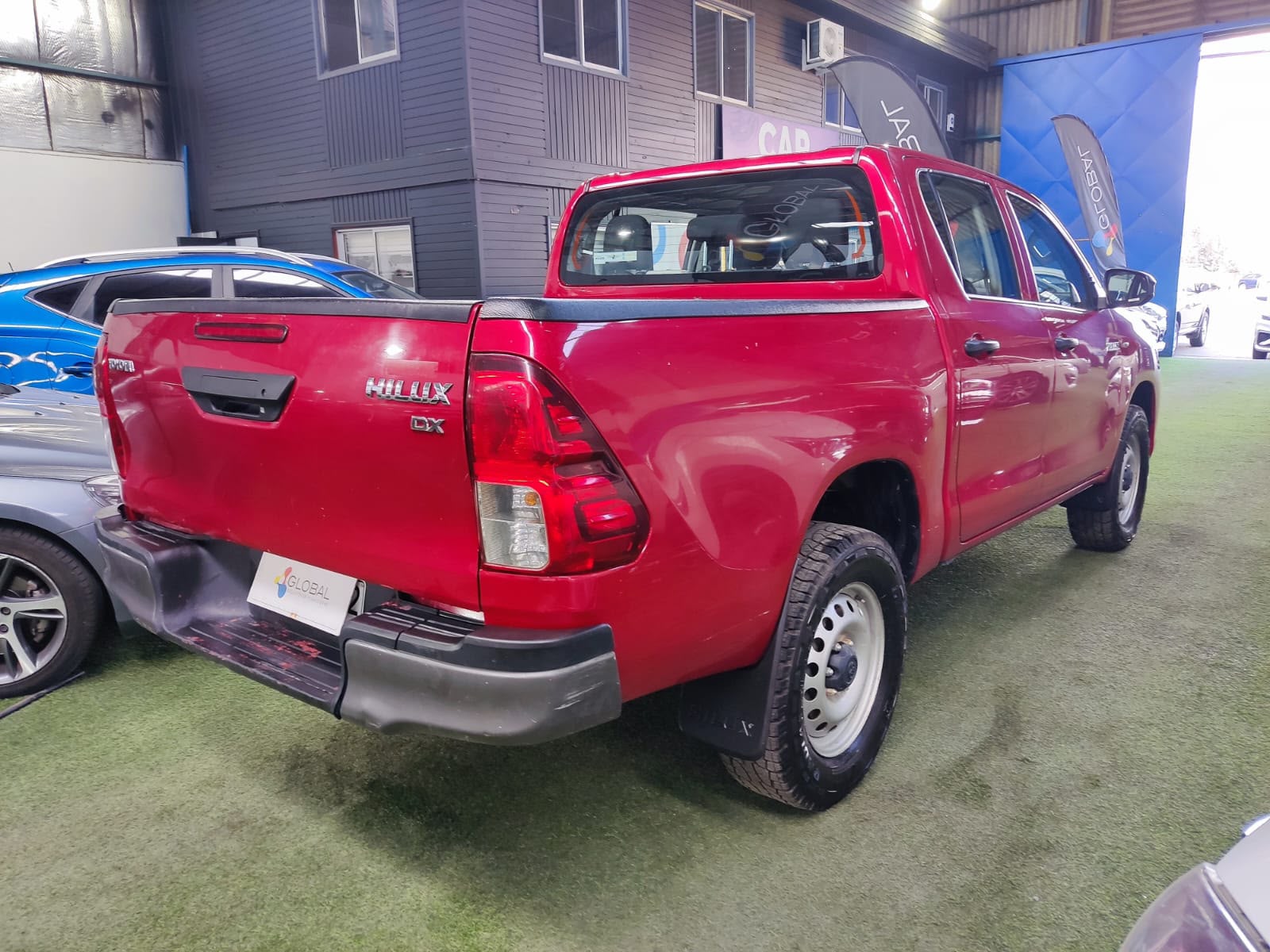 Toyota HI LUX DCAB MT 4X4 2.4 2024 - Imagen 5 de 14