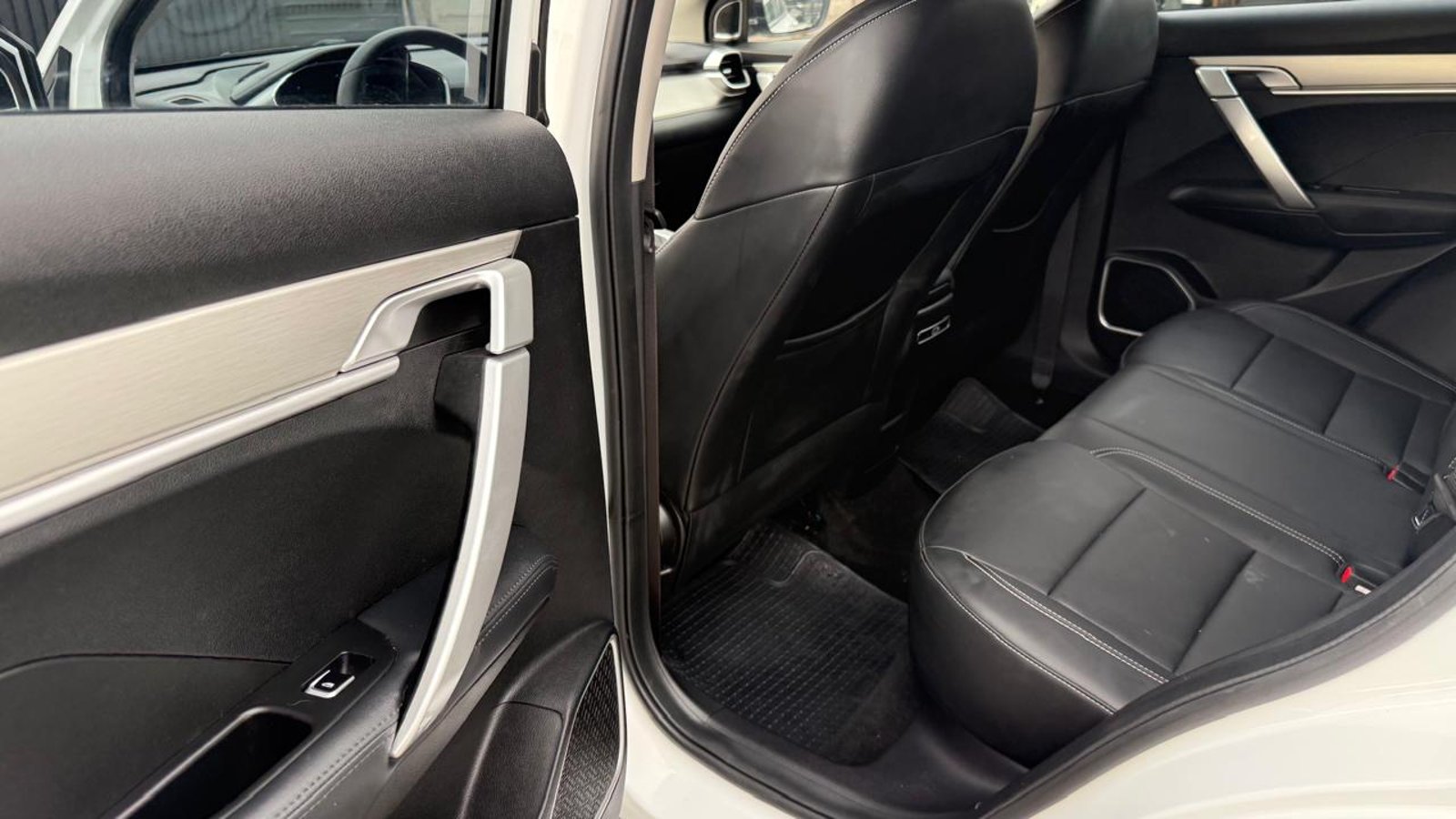 Geely COOLRAY 1.5 AUT 2026 - Imagen 18 de 20