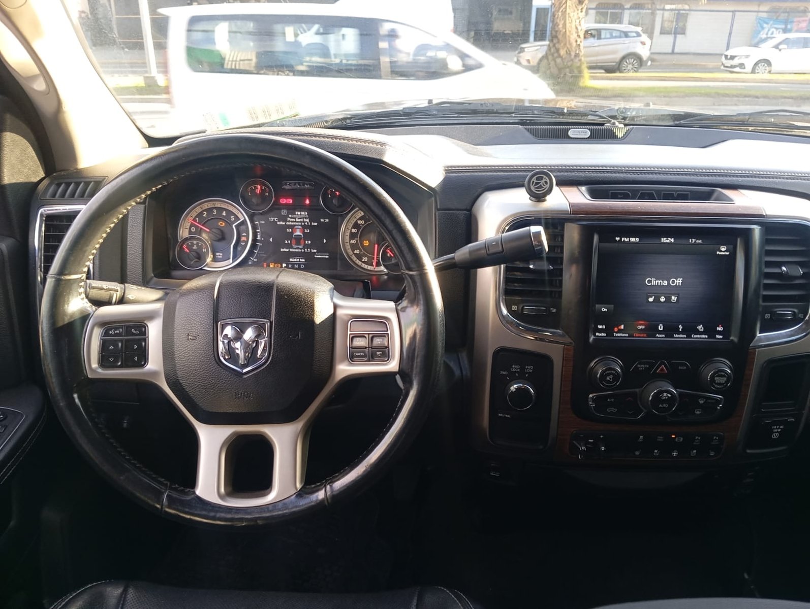 DODGE RAM 2500 SLT RC 2018 - Imagen 11 de 12