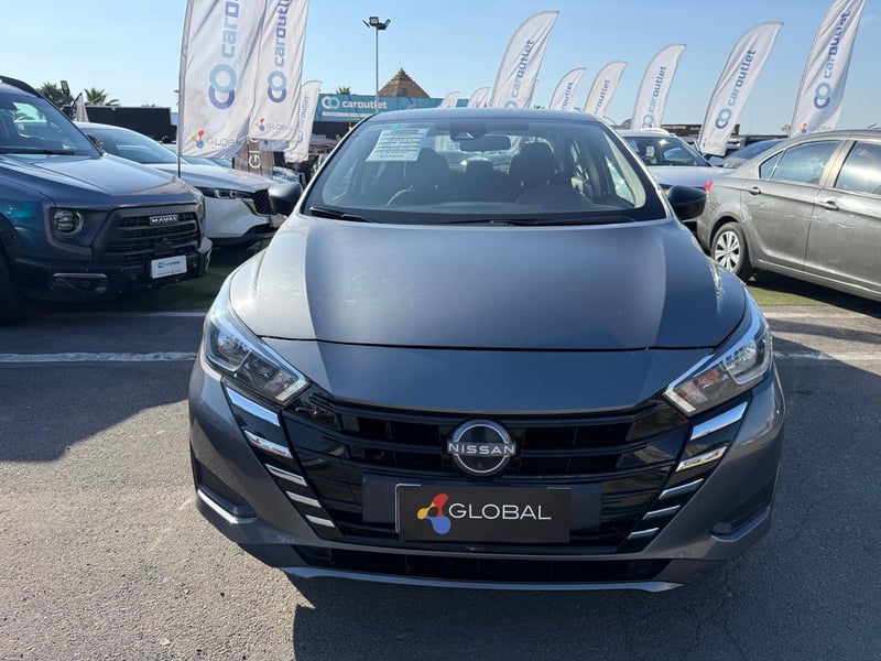 Nissan VERSA SENCE 1.6 2024 - Imagen 8 de 19