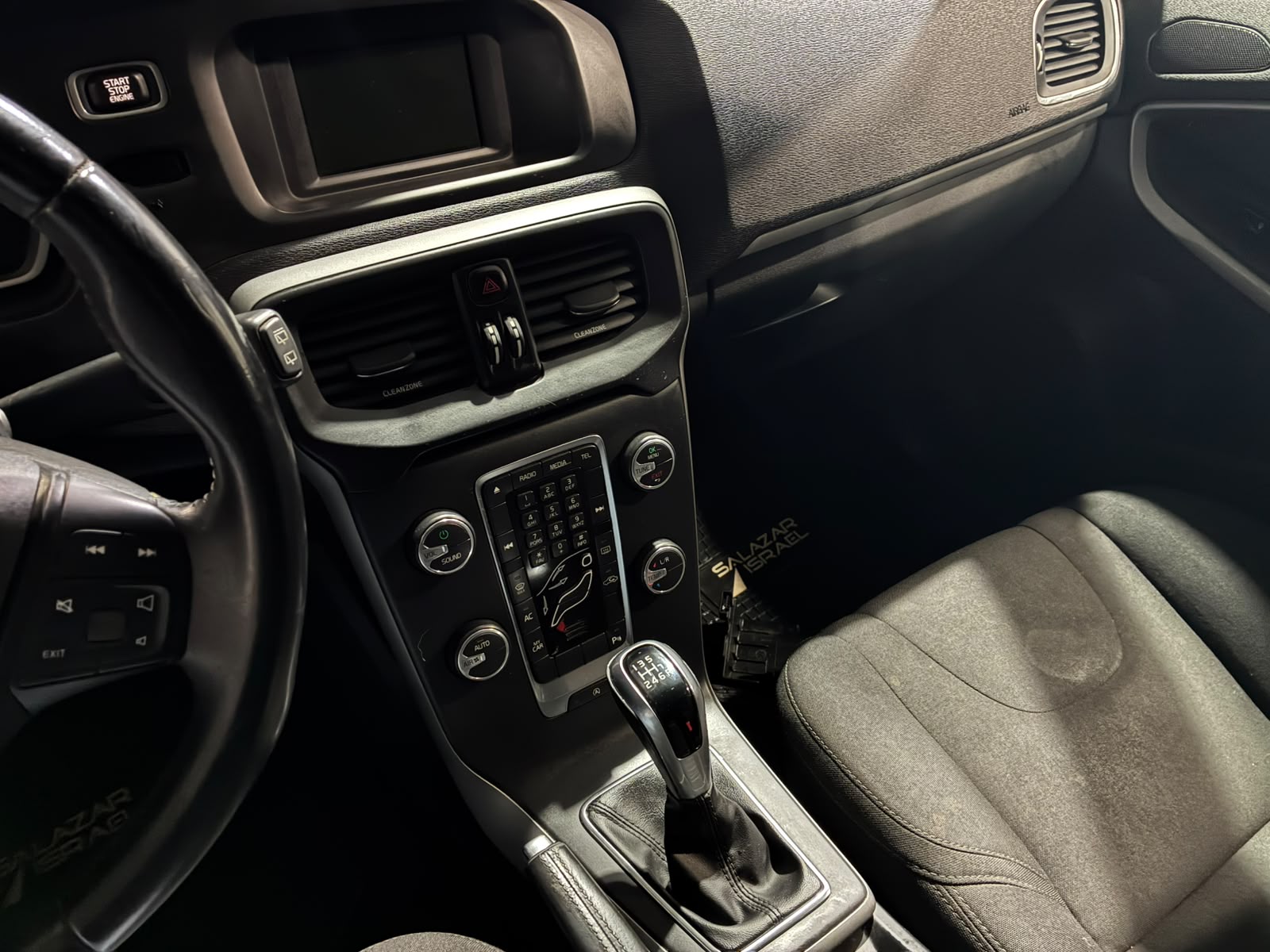Volvo V40 D2 COMFORT 2.0 2018 - Imagen 11 de 11