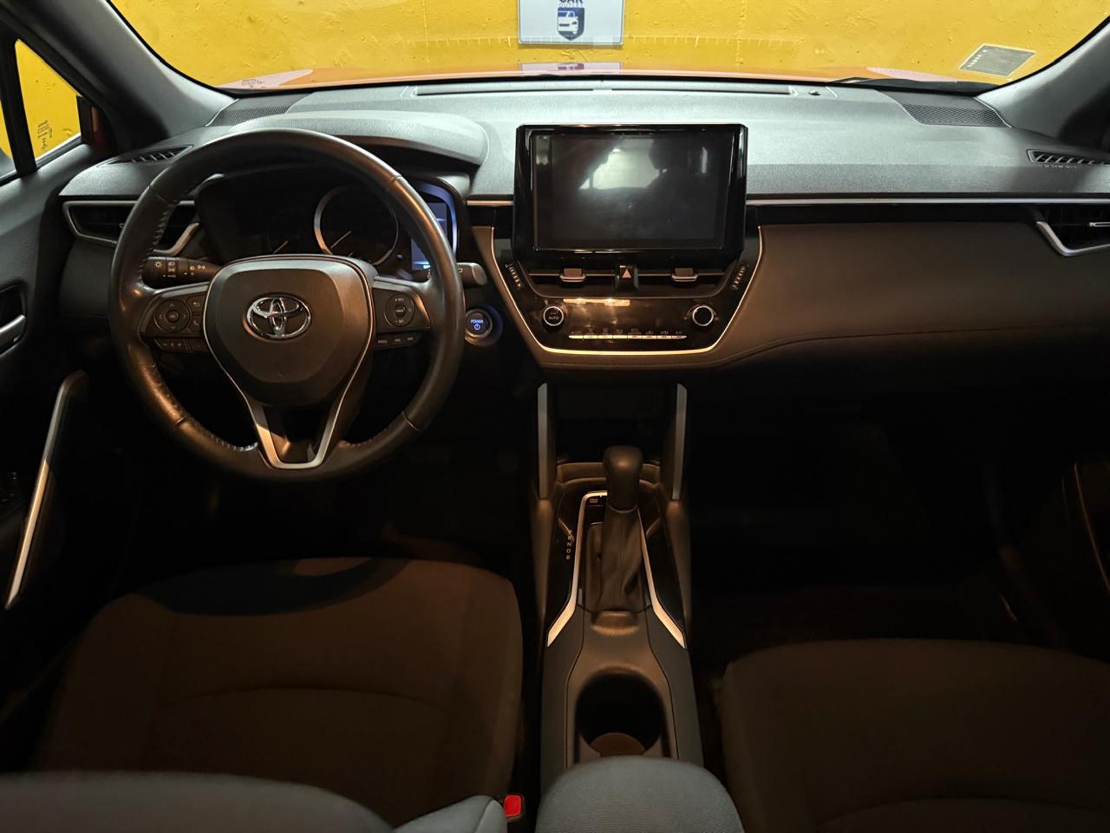 Toyota COROLLA CROSS 1.8 AUT 2023 - Imagen 13 de 20