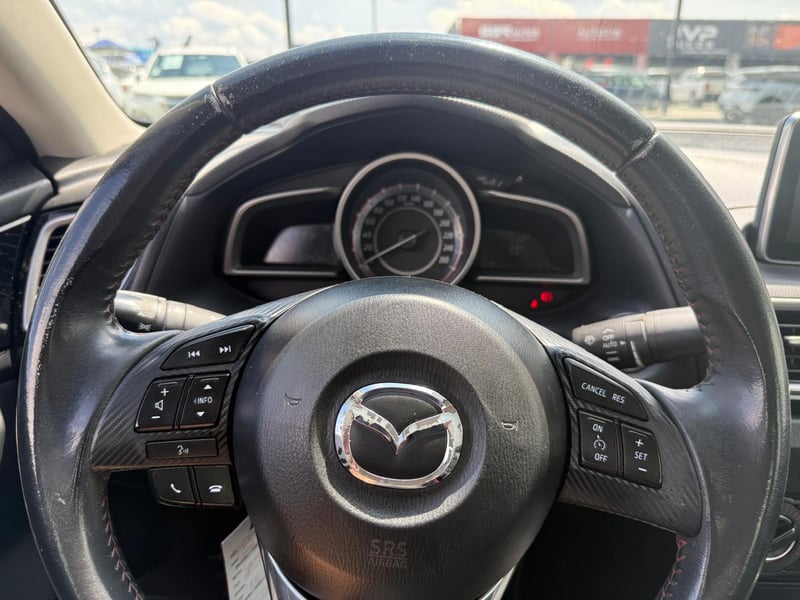 Mazda 3 SEDAN 2.0 2016 - Imagen 13 de 20