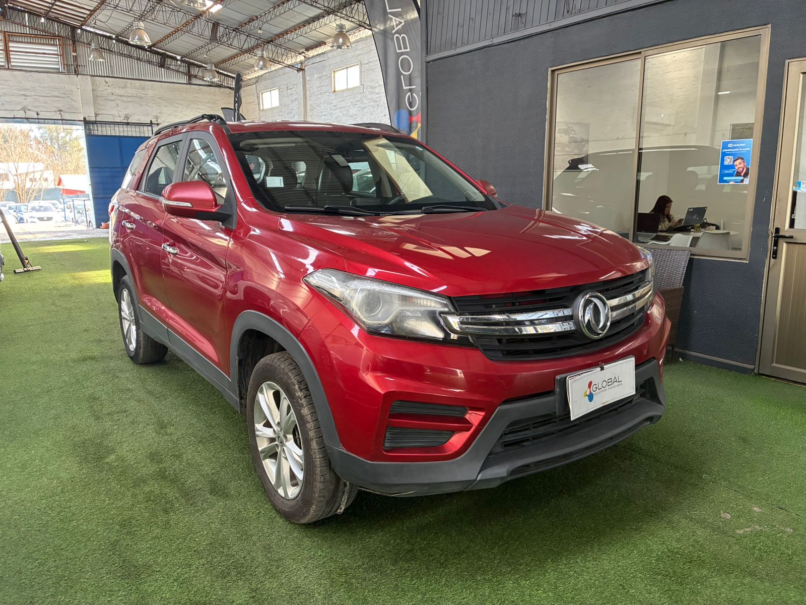 DFSK SUV 560 OTTO 1.8 2022 - Foto 5 de 11