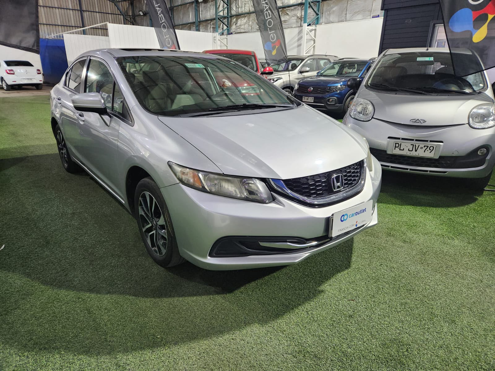 Honda CIVIC 1.8 AUT 2016 - Foto 5 de 10