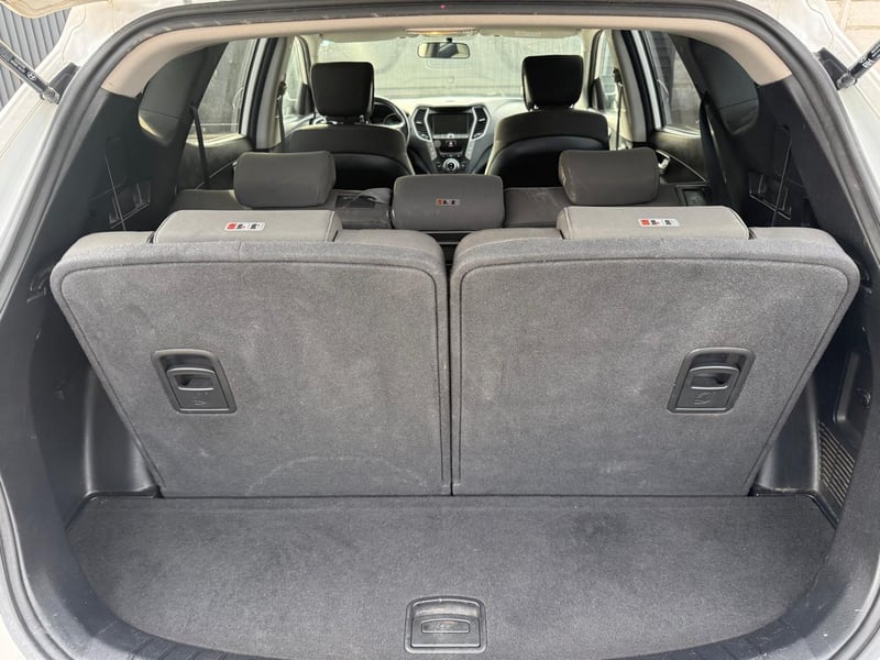 Hyundai SANTA FE 2.4 GLS 2WD 2017 - Imagen 20 de 20