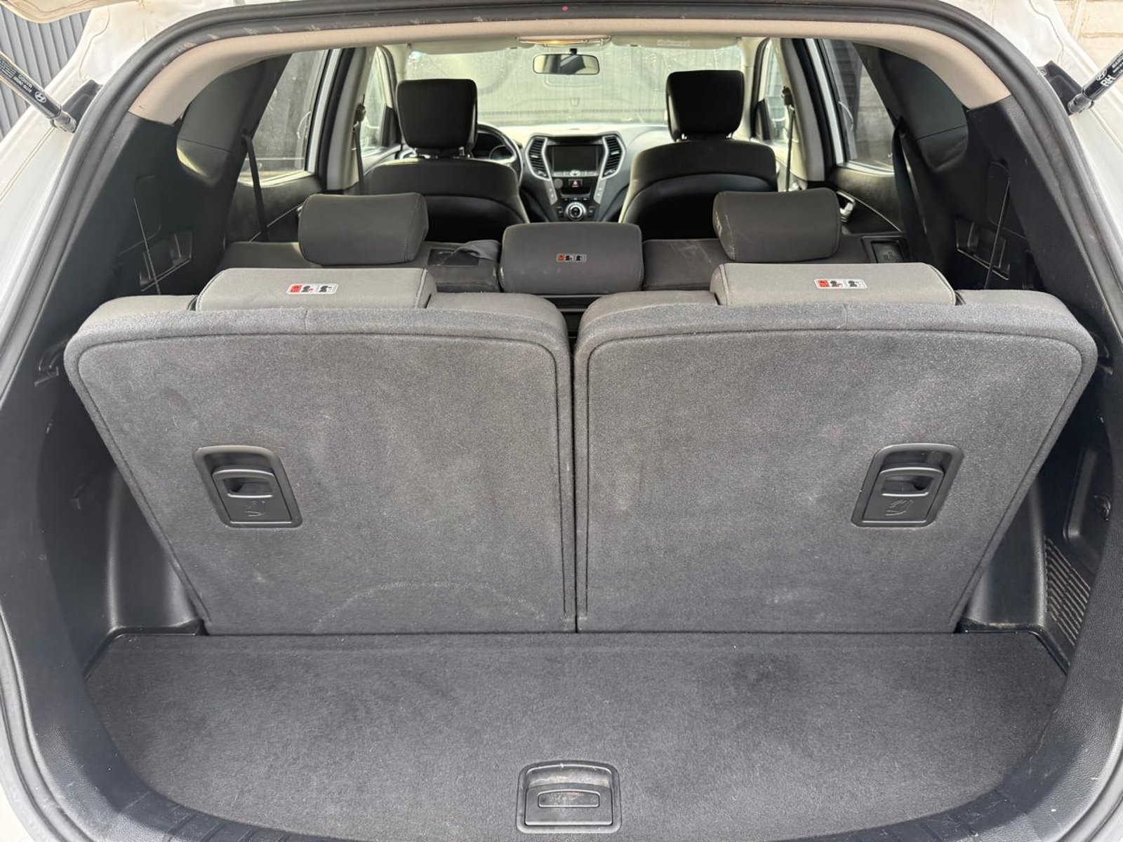 Hyundai SANTA FE 2.4 GLS 2WD 2017 - Imagen 20 de 20