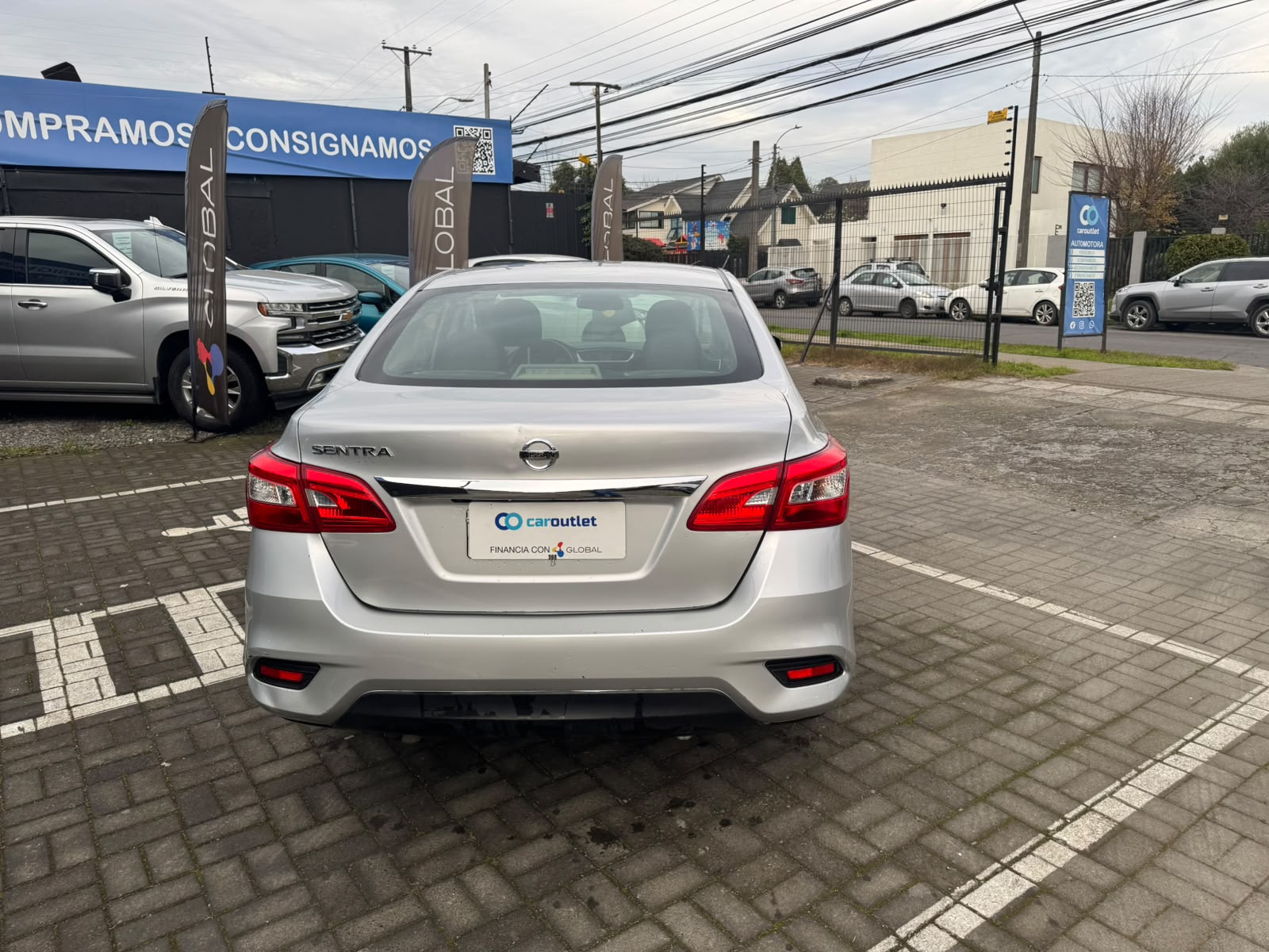 Nissan SENTRA 1.8 AT 2019 - Foto 3 de 11