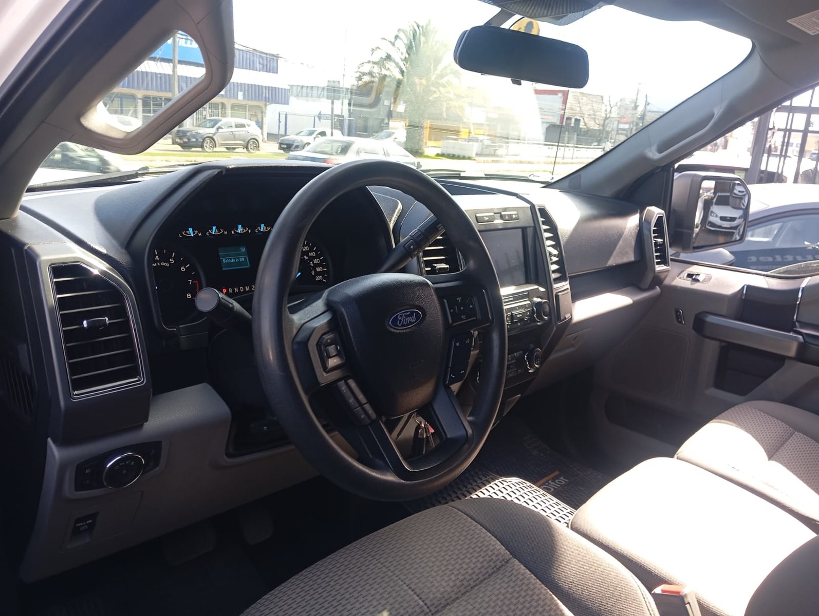 Ford F-150 XLT 4X2 2020 - Imagen 9 de 10