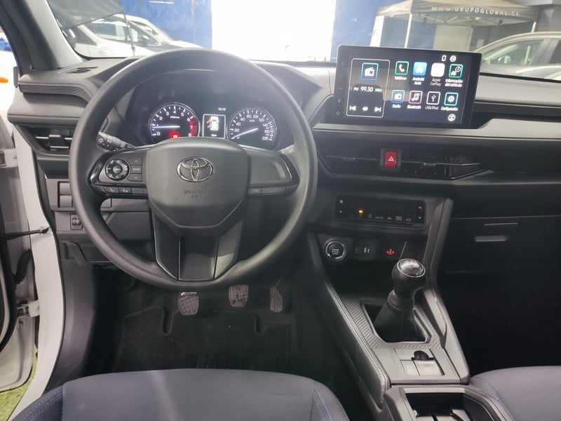Toyota YARIS CROSS 1.5 2025 - Imagen 12 de 14